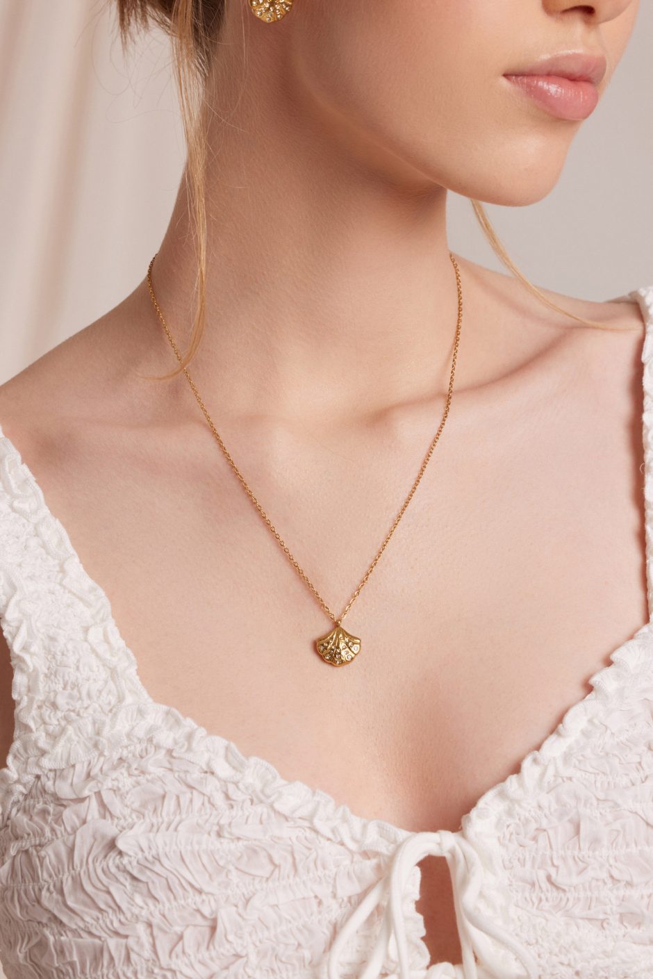 CoralCove in Gold - Image 2