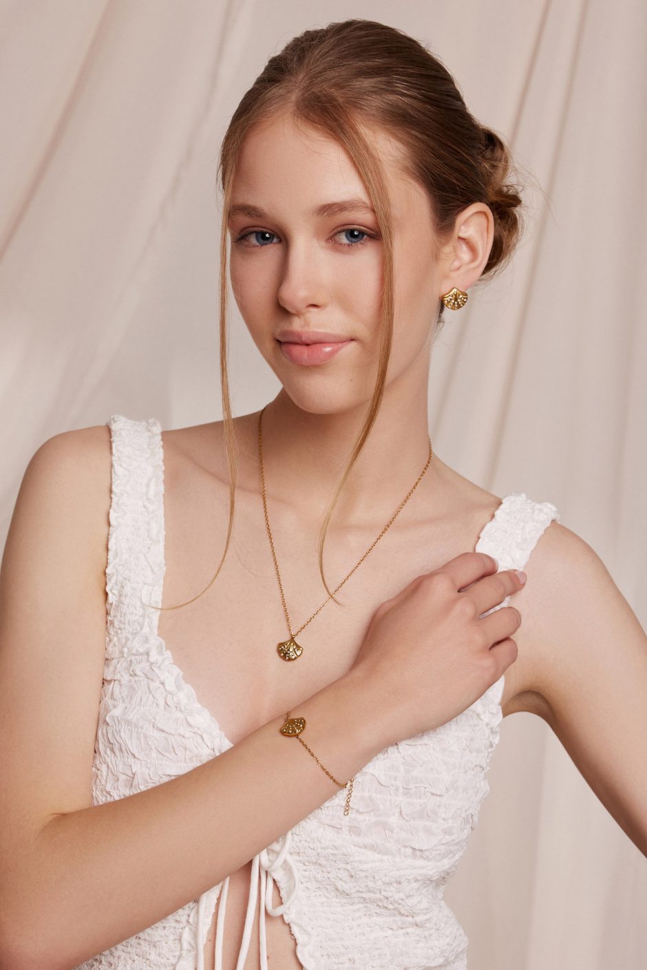 CoralCove in Gold - Image 4